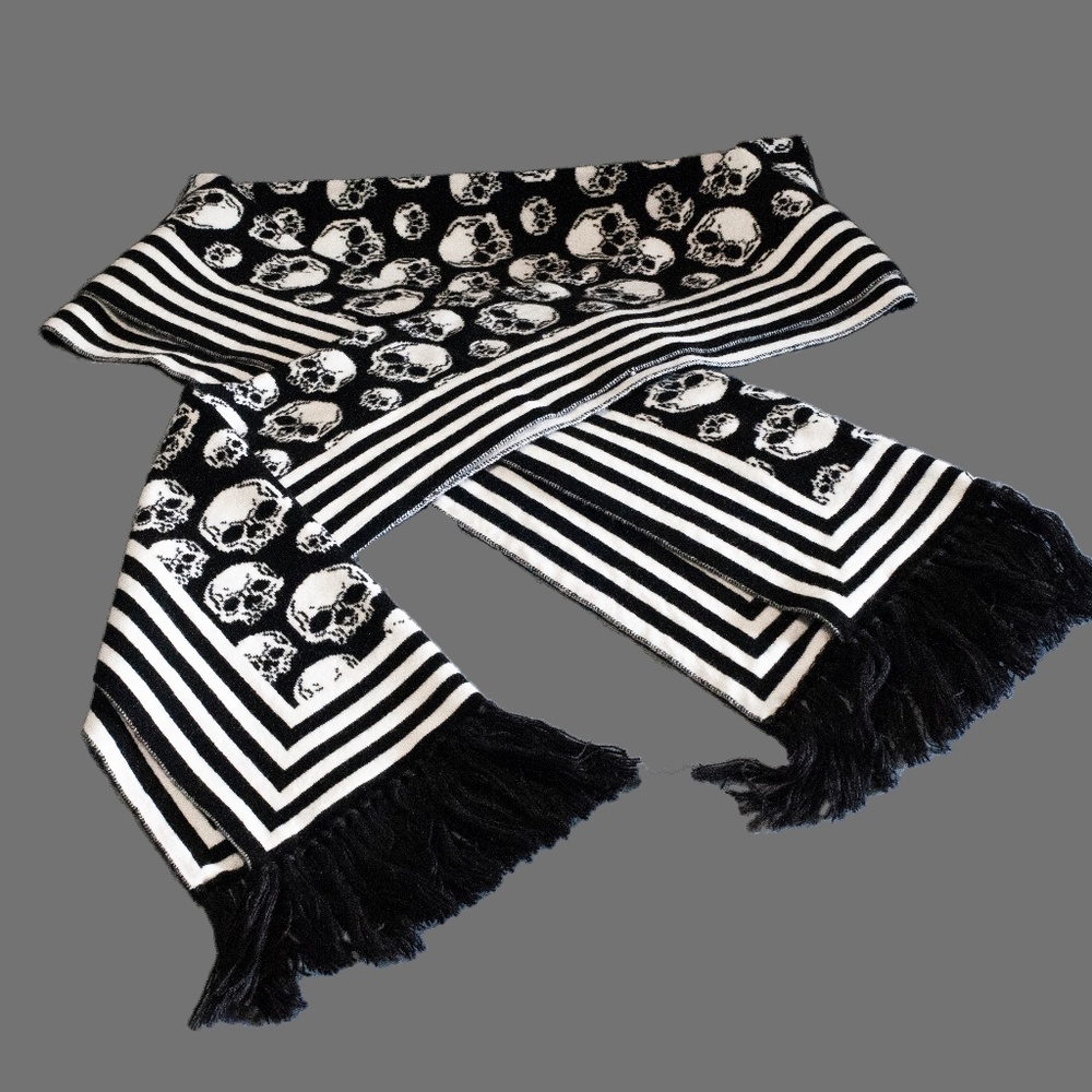 Black And White Skull Scarf